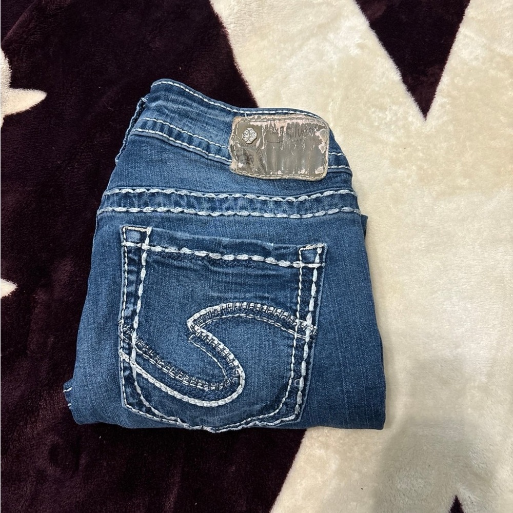 🆕 Silver jeans suki mid Capri jeans size 27